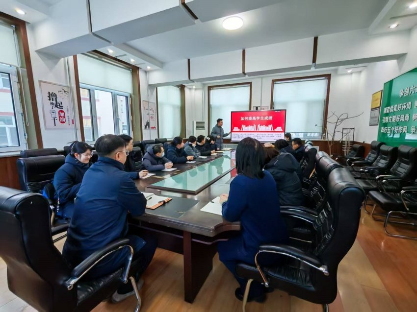 对照阅读同栏目条目通常按更新顺序排列